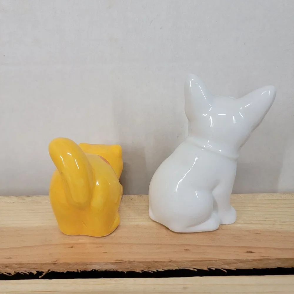 Dog and Cat Salt & Pepper Shakers Ceramic White and Orange